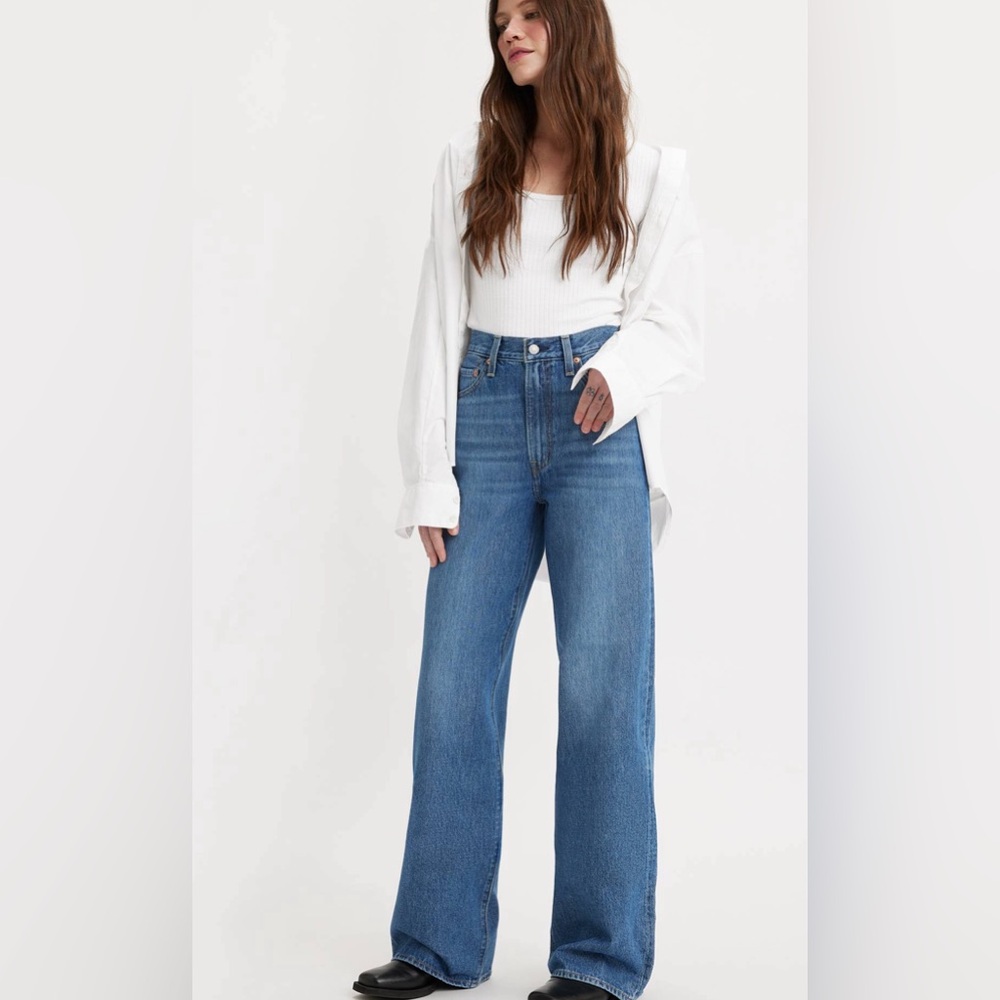 Levis Ribcage Wide Leg Jeans
